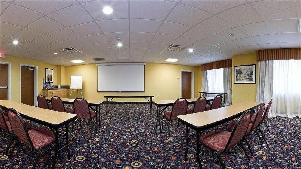 Holiday Inn Express Hotel & Suites Louisville South-Hillview, An Ihg Hotel Ngoại thất bức ảnh