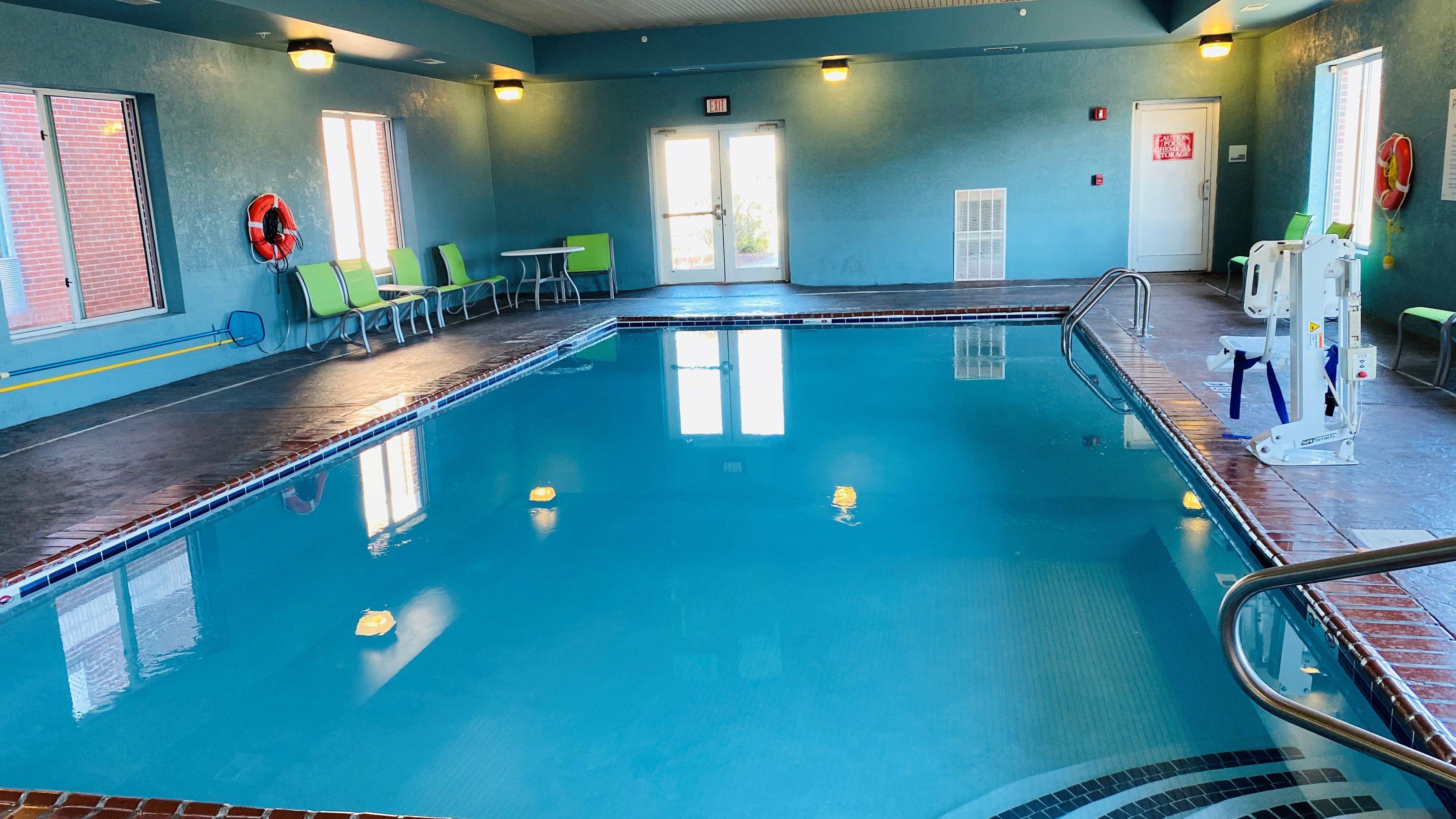 Holiday Inn Express Hotel & Suites Louisville South-Hillview, An Ihg Hotel Ngoại thất bức ảnh