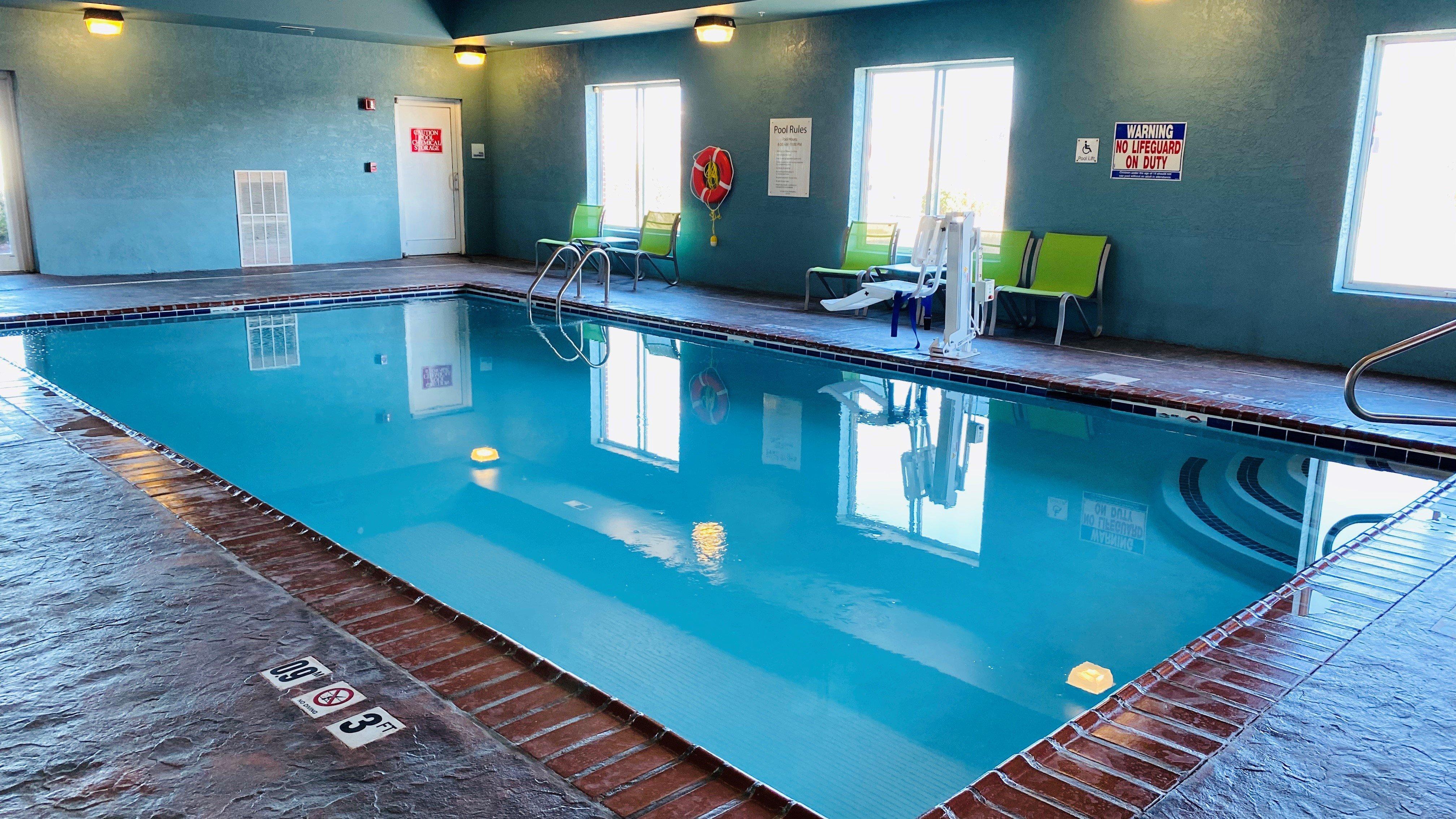 Holiday Inn Express Hotel & Suites Louisville South-Hillview, An Ihg Hotel Ngoại thất bức ảnh
