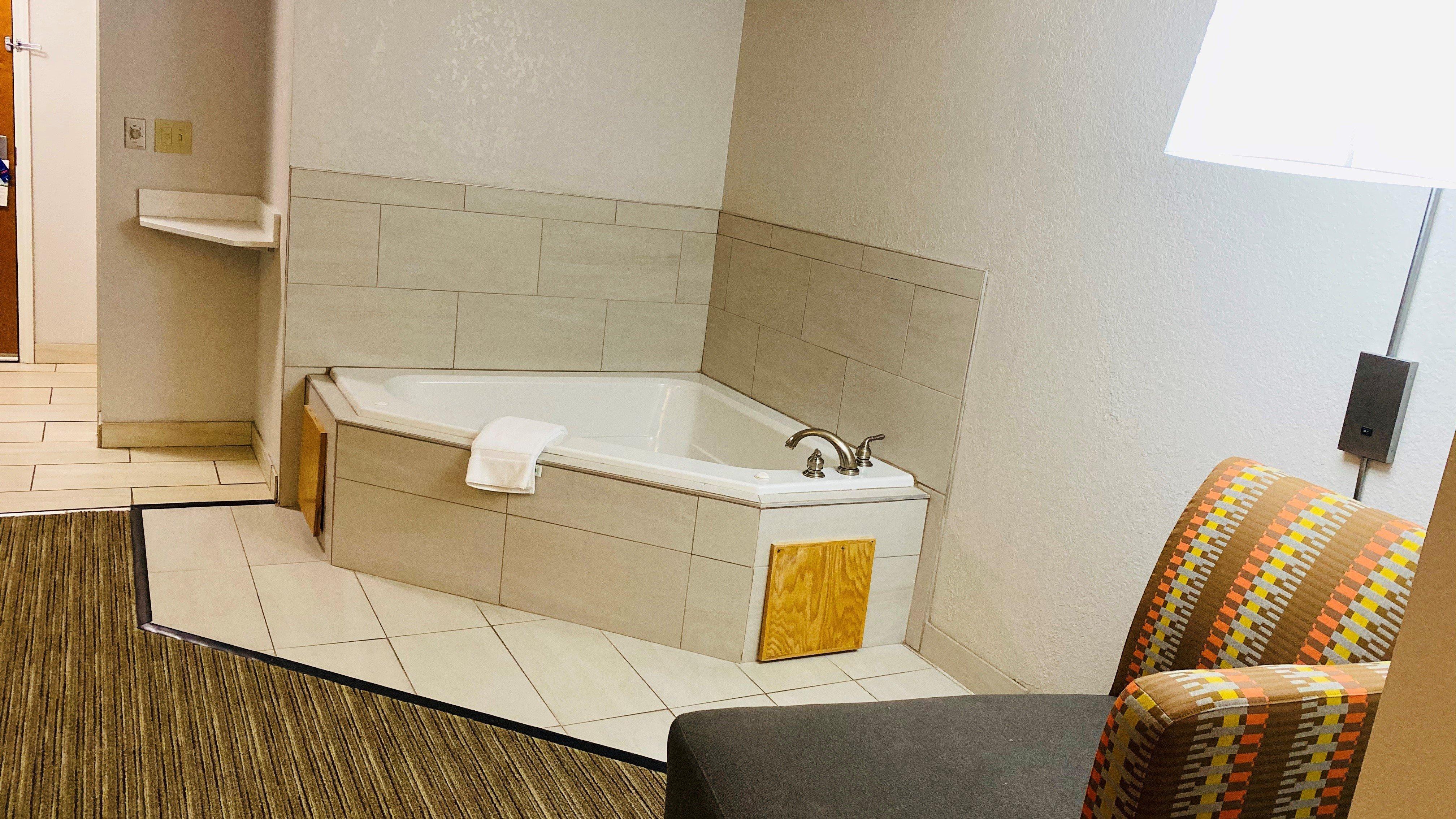 Holiday Inn Express Hotel & Suites Louisville South-Hillview, An Ihg Hotel Ngoại thất bức ảnh