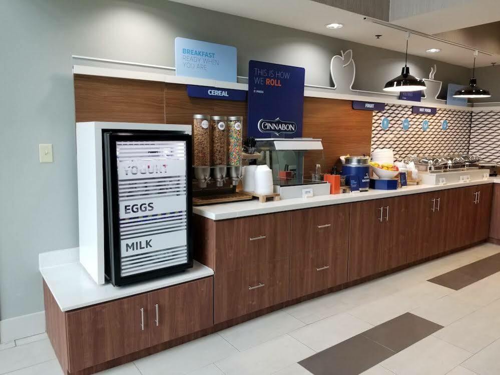 Holiday Inn Express Hotel & Suites Louisville South-Hillview, An Ihg Hotel Ngoại thất bức ảnh